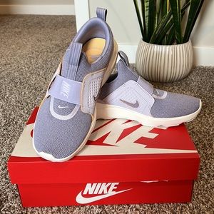 NWOT Nike AD Comfort Slip On